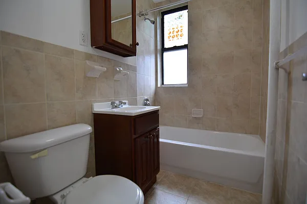 Rented by Hagstrom Management Inc | media 23