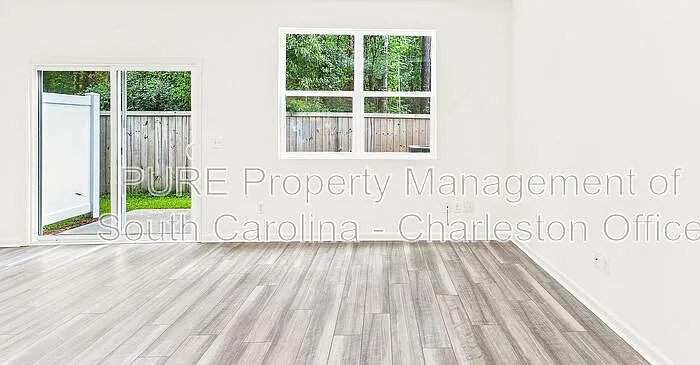 2 bed, 3.0 bath, 1386 sqft, $1,900 — Photo 3