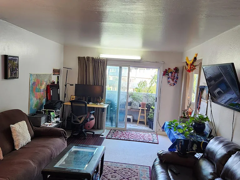 7110 Rainbow Dr #21 — Photo 3