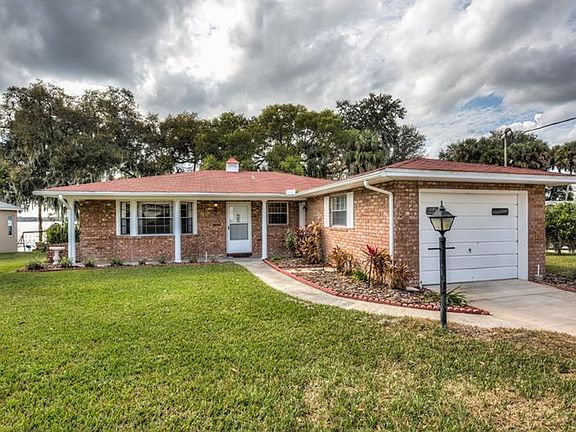 3rd image of 33942 Picciola Dr