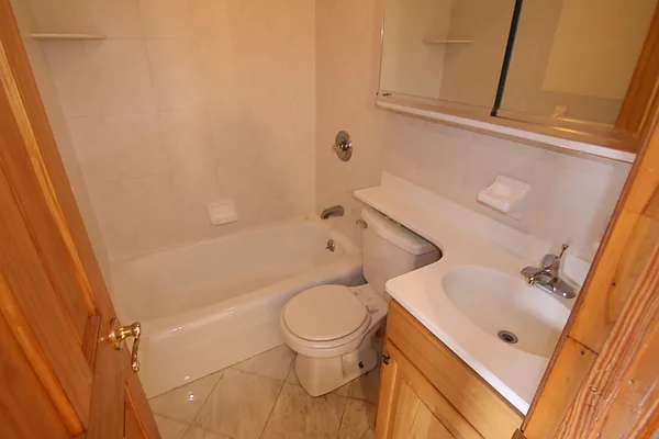 Rented by Guidance Realty Corp. | media 26