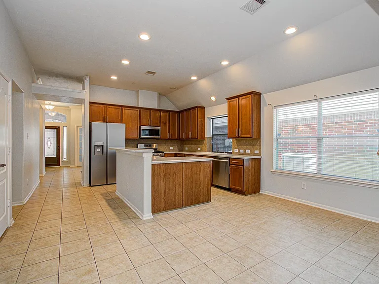 21922 Catoosa Dr — Photo 11