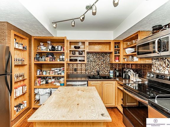 4th image of 5059 S 106th Ave