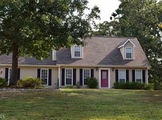 2655 Tucker Dr, Loganville, GA 30052