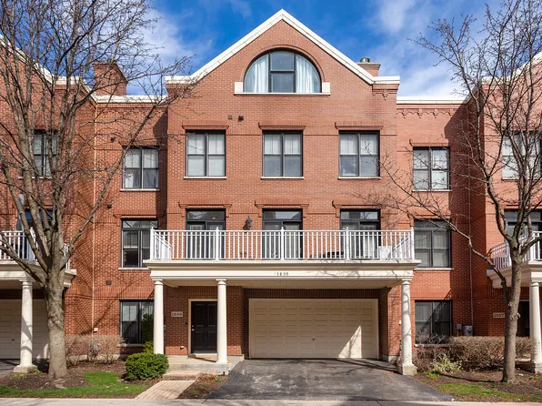1859 Admiral Ct, Glenview, IL 60026