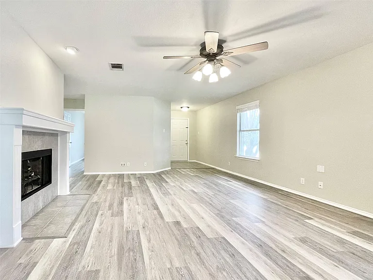 1909 Horizon Park Blvd — Photo 6