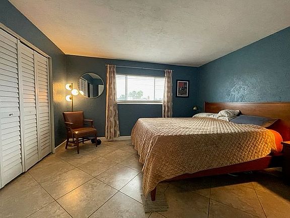 4th image of 102 S Peninsula Dr APT 300