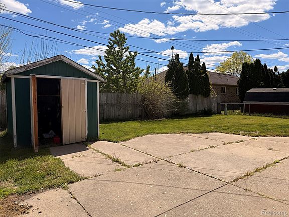 3rd image of 12224 El Camino Dr