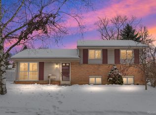 700 Thomas Ct, Ann Arbor, MI