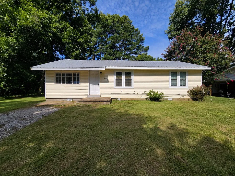 206 Westwood Dr