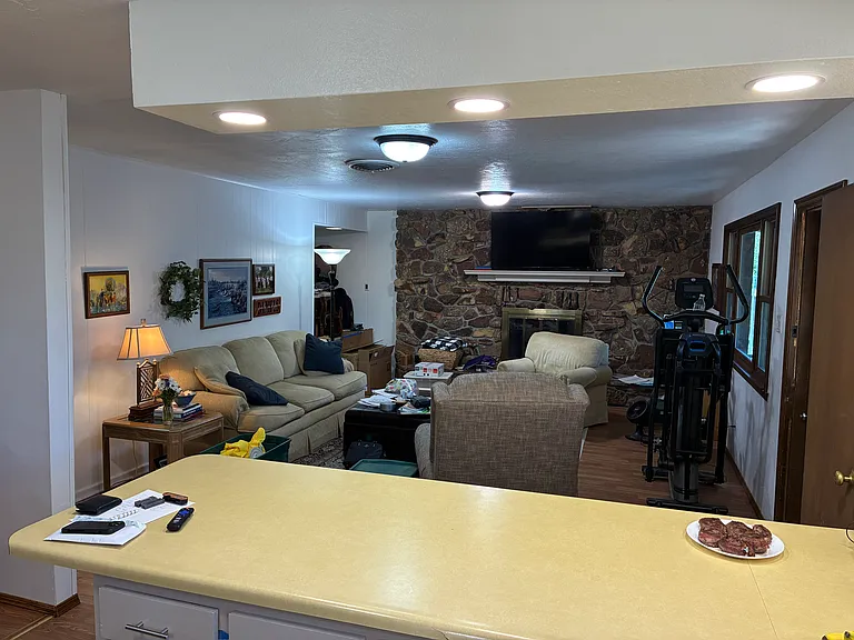 429 Grand Canyon Dr — Photo 2