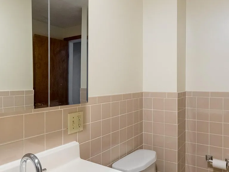 106 Beacon St #C — Photo 14