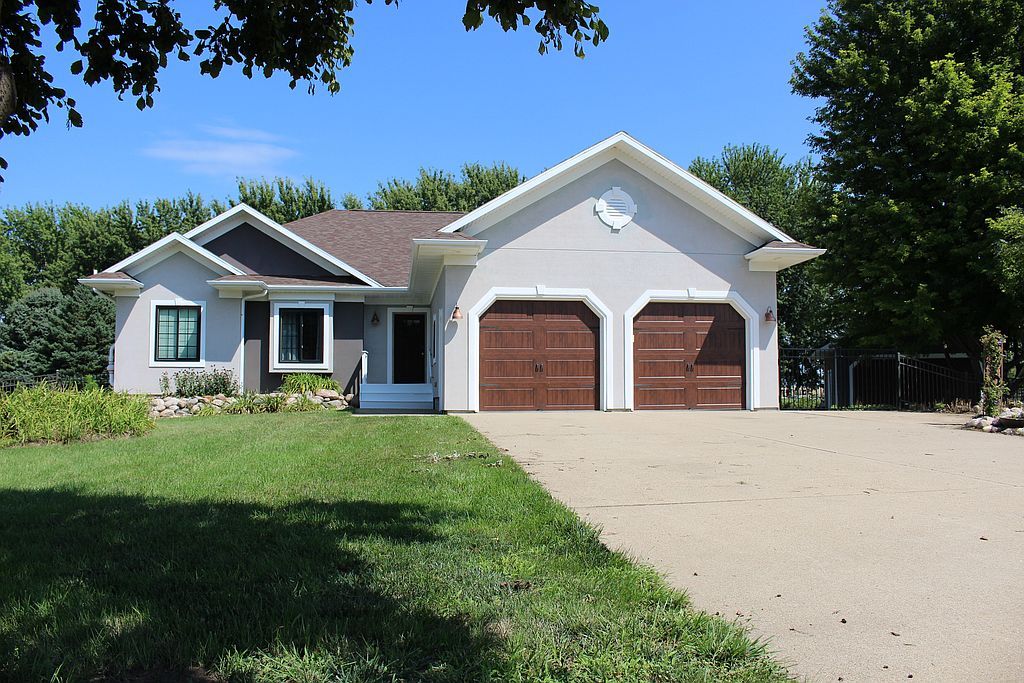1301 Over Dr - Property Image