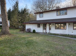 520 Murray Hill Rd, Vestal, NY 13850