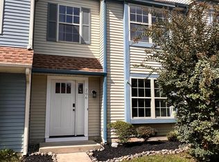 206 Douglas Ct, Thorofare, NJ 08086