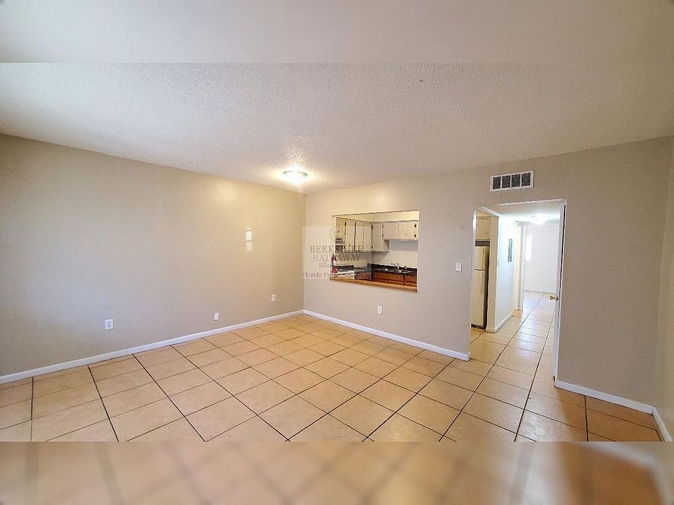 1st image of 8923 N 40th St APT 9