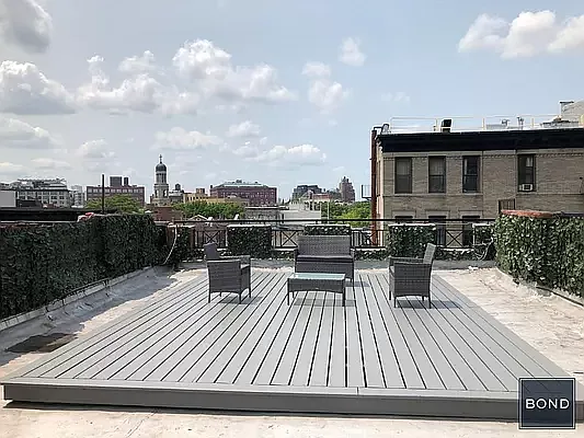 Rented by Bond New York | media 2