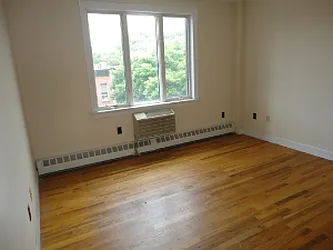 Rented by Urban Realty NYC