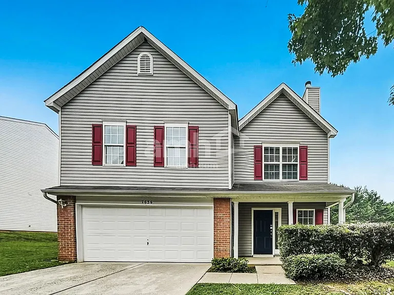 7636 Hidden Creek Dr — Photo 1