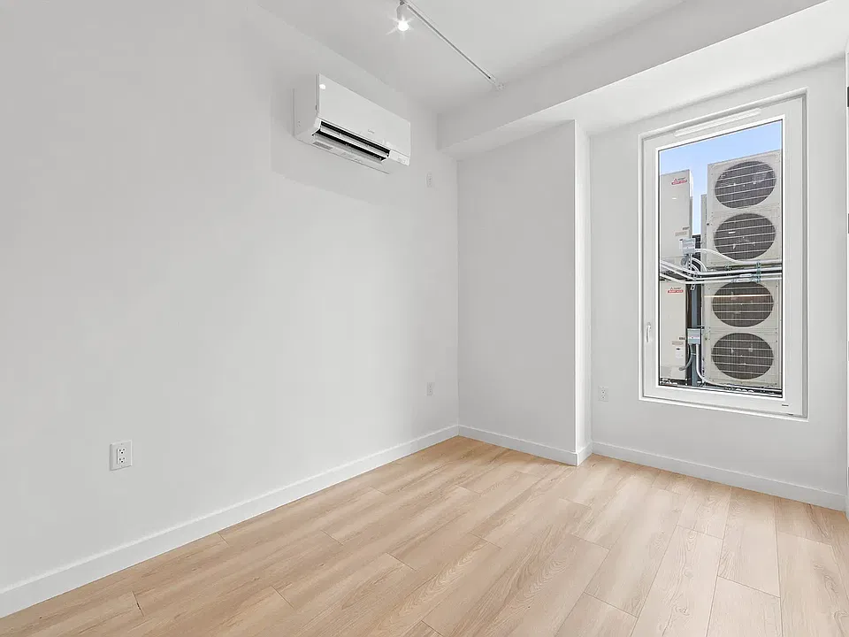 74 Saint Marks Pl #S1213