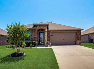 1603 Meadow Creek Dr, Princeton, TX 75407