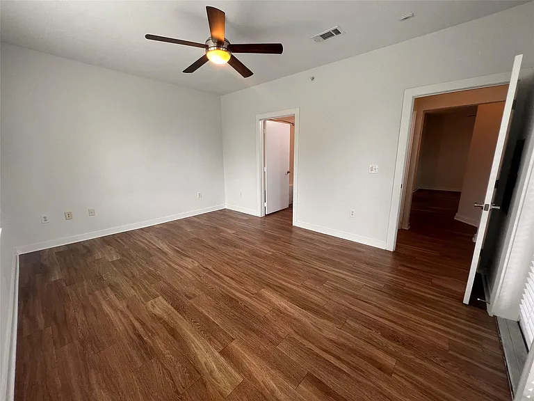 1900 Barton Springs Rd #4041 — Photo 9