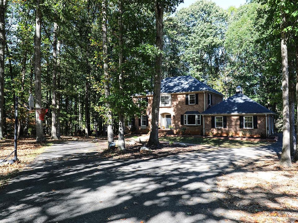 1st image of 1333 Old Hickory Ln