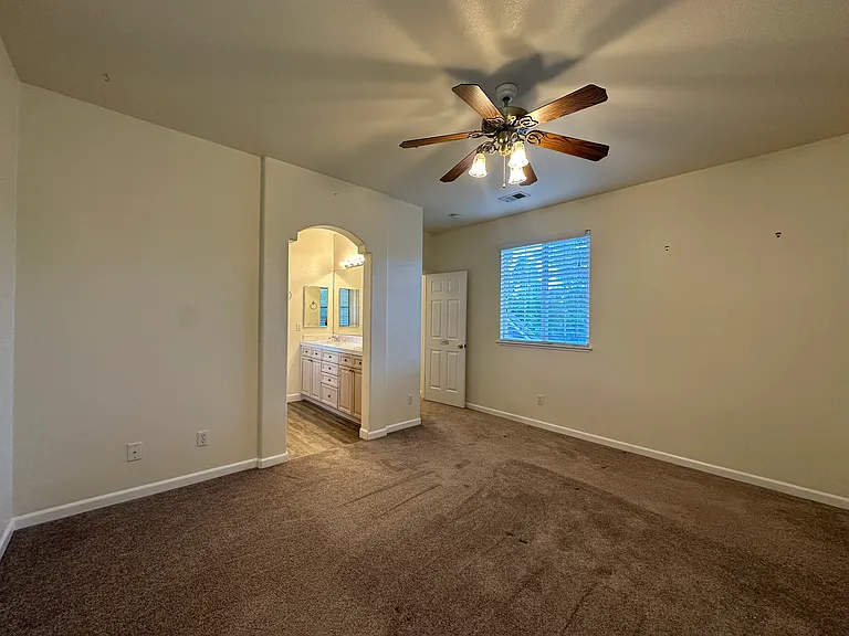 6227 Ingleston Dr — Photo 14