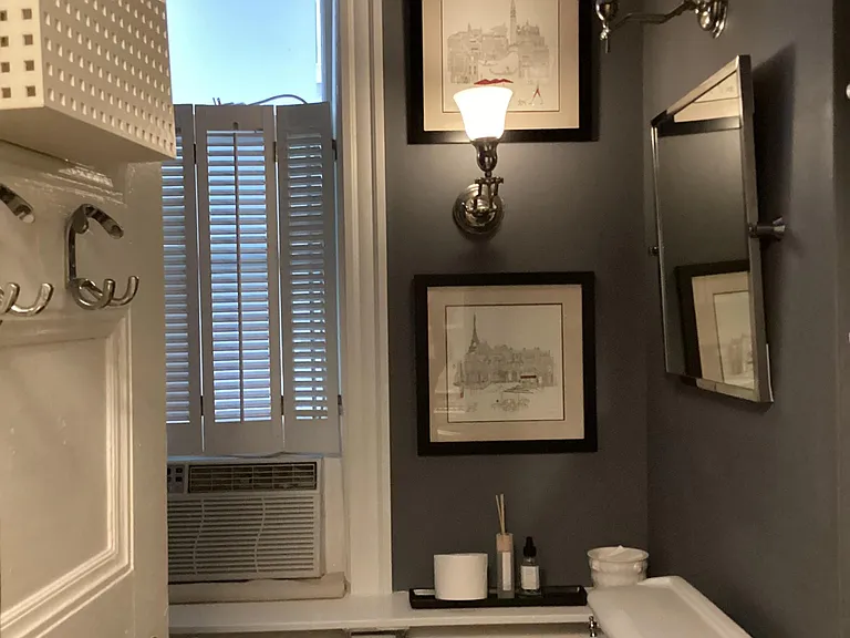 21 Beacon St #2D — Photo 11