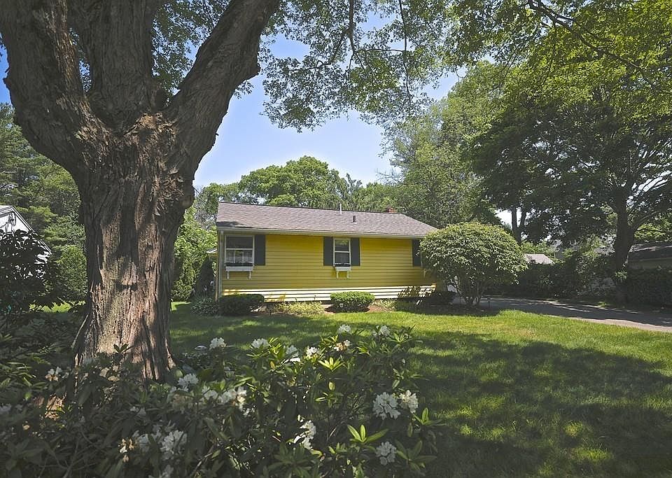 1st image of 9 Dailey Ave