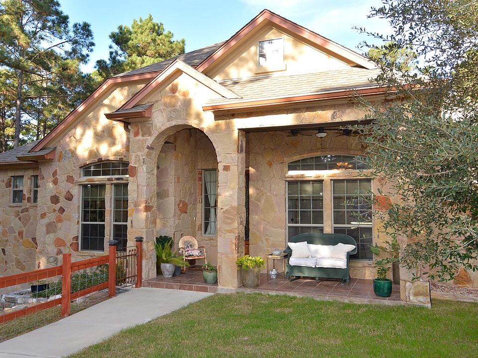 1st image of 166 Briar Forest Dr