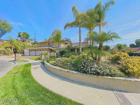3rd image of 305 Siesta Ave