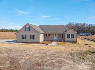 1156 Walker Branch Rd, Lincolnton, NC 28092