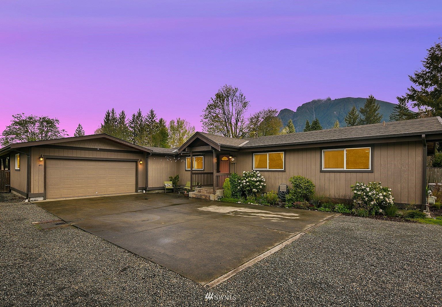 481 Si View Place SE, North Bend, WA 98045 Zillow