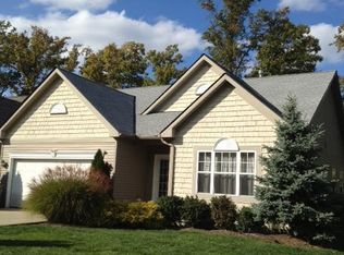 35246 Schoolhouse Ln, North Ridgeville, OH