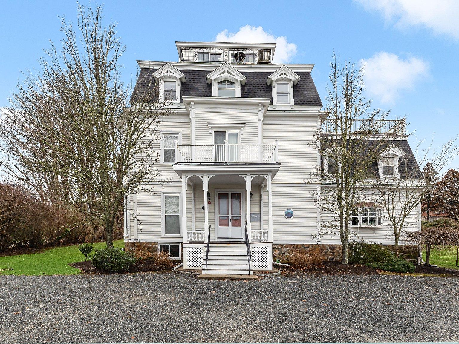 245 Eustis Ave APT A, Newport, RI 02840 Zillow