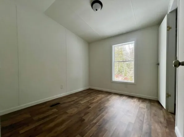 82 Chick Hill Rd, Clifton, ME 04428