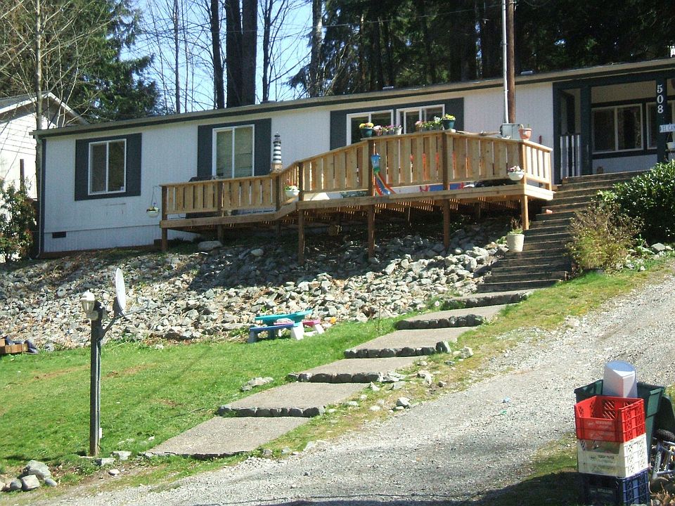 front of the house from the street
