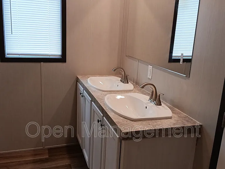 2501 Martin Luther King Blvd #800 — Photo 15