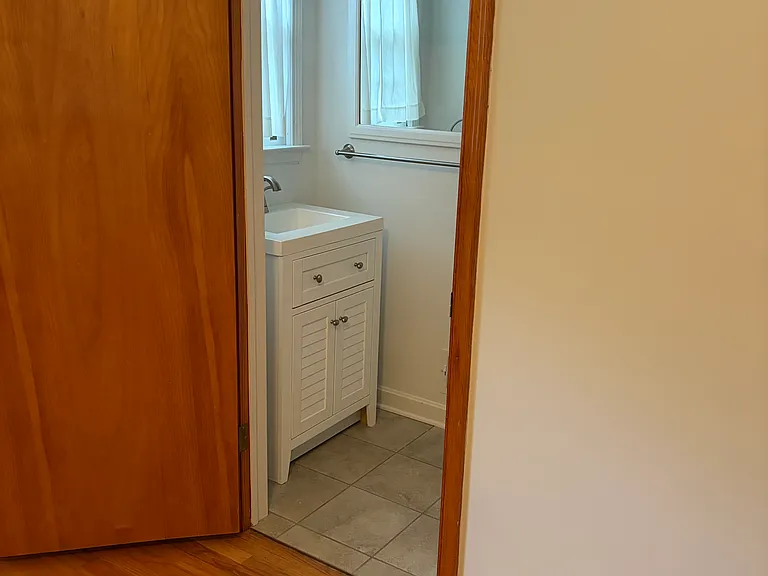 Owner's Bedroom Half Bathroom