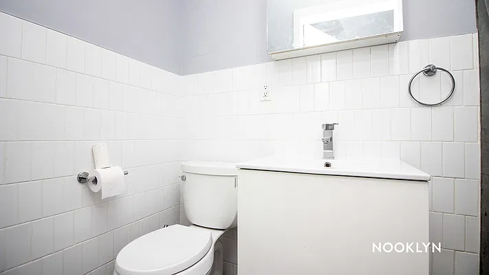 Rented by Nooklyn NYC LLC | media 17