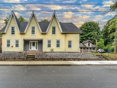 72 South Main Street, Putnam, CT, 06260