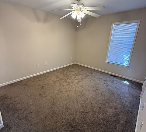 5th image of 611 Lincoln Ave APT B