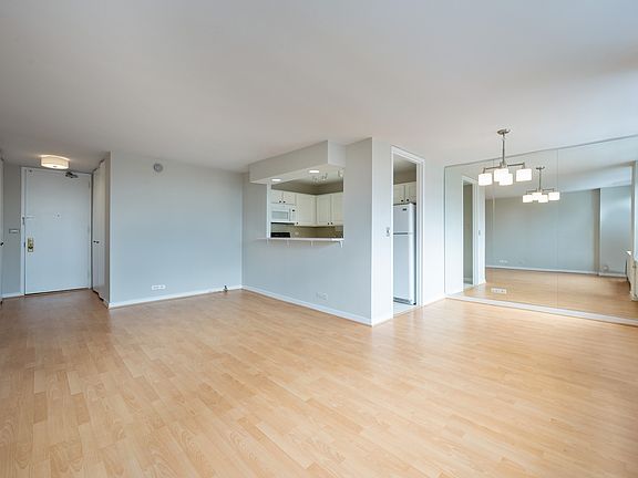 3rd image of 655 W Irving Park Rd APT 1815