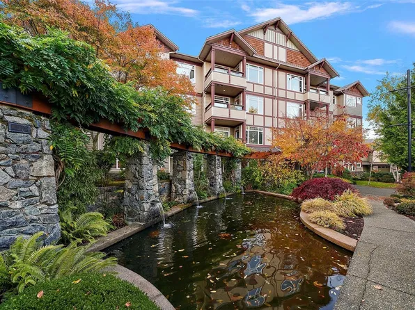 1115 Craigflower Rd #308E, Esquimalt, BC V9A 7R1