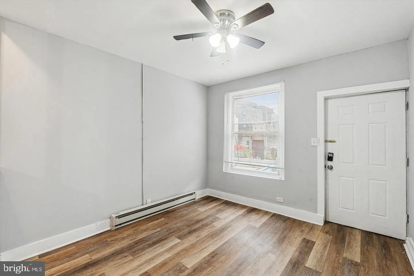 2 bed, 1.0 bath, 672 sqft, $1,500 — Photo 3
