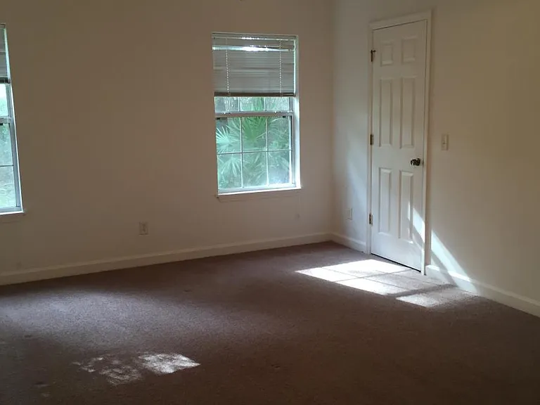 323 Windridge Dr — Photo 13