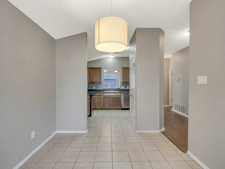 1512 Sundance Dr #T2 — Photo 8