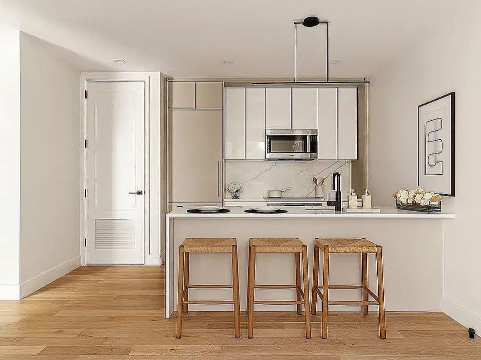 1st image of 3734 33rd St #7II
