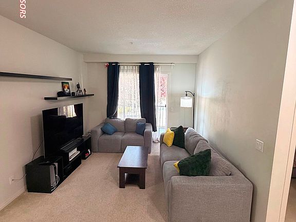 4th image of 1540 Sherwood Blvd NW #1105